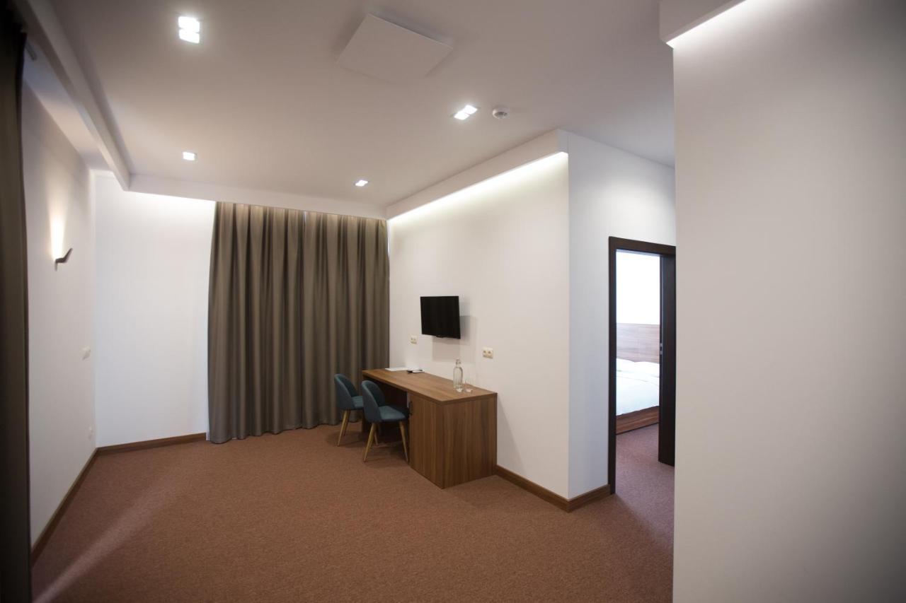 Hotel Rubin Stara Blotnica Εξωτερικό φωτογραφία